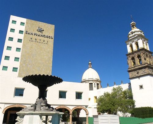 Hotel San Francisco Irapuato Business Class Esterno foto